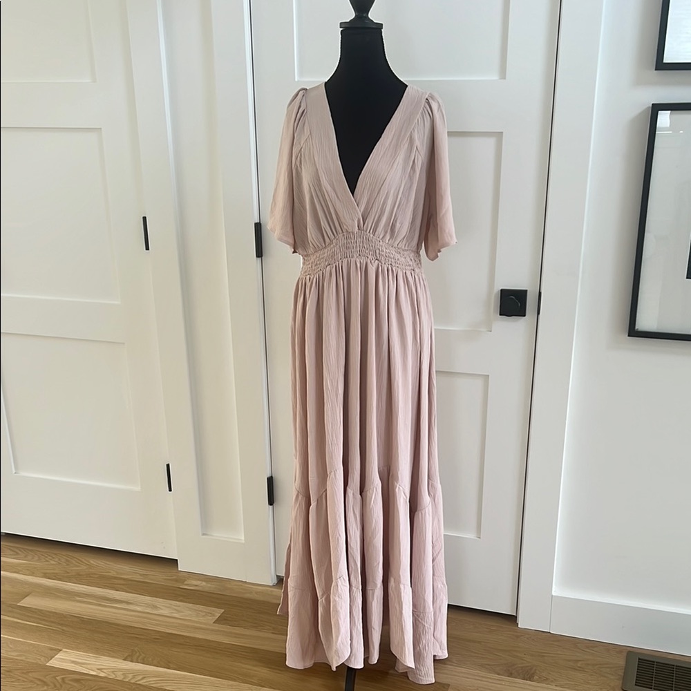 Elegant Pink Maxi Dress